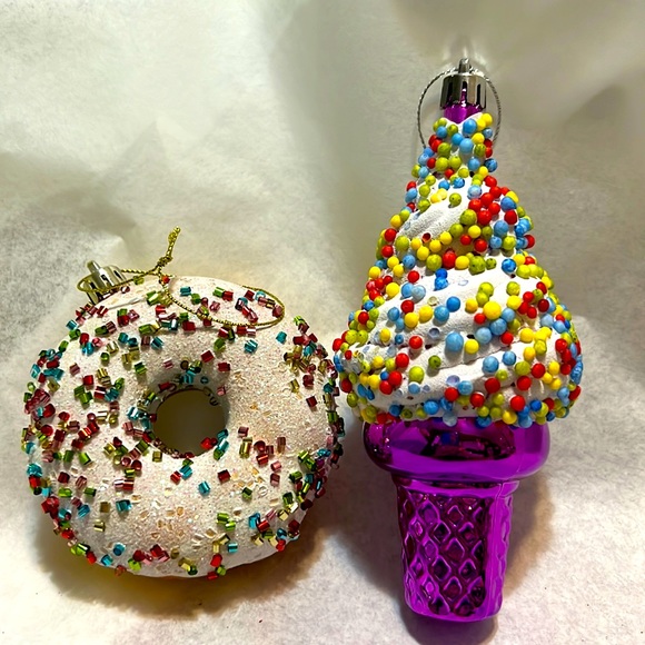 Sweets Lot of 2 Christmas Ornaments - Picture 1 of 5